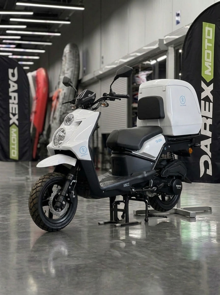 Скутер SPRMOTORS Carry Белый T8-50A